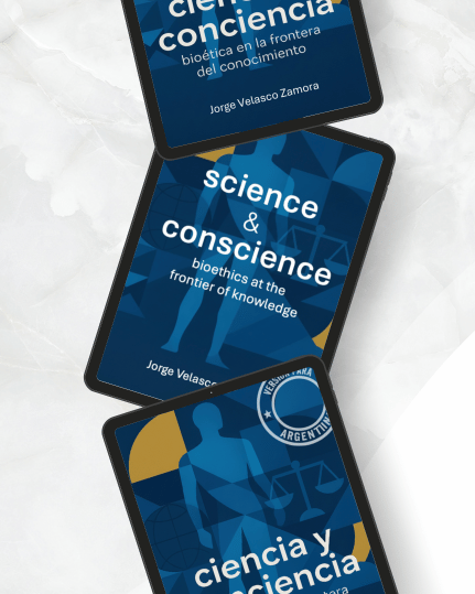 Foto de e-readers con tapa Libro Ciencia y Conciencia